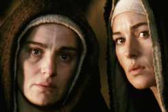 Dezvăluiri: În timpul filmărilor Monica Bellucci i-a deconspirat sarcina
