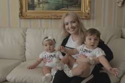 Adriana Ochișanu, într-o colaborare frumoasă cu un artist din România. Interpreta mai pregătește surprize!