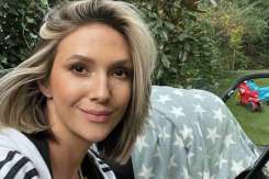 Cum arată Adela Popescu în costum de baie după trei sarcini. Fanii au rămas impresionați