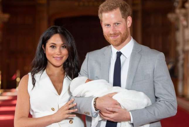 Prima imagine cu fiul prințului Harry și Meghan Markle
