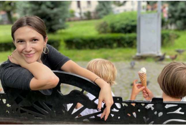 (FOTO) Adela Popescu, la 37 de săptămâni de sarcină