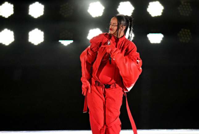 Rihanna este însărcinată pentru a doua oară
