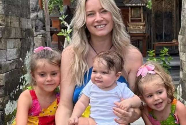 Laura Cosoi crede că e „periculos” concediul de maternitate. Cum își explică părerea