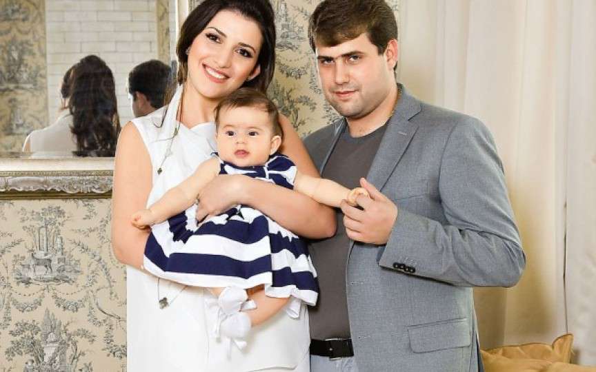 Cum se menţine în formă Jasmin?