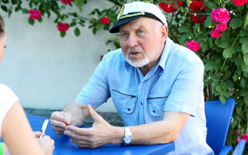 (Video) Gheorghe Urschi a împlinit frumoasa vârstă de 70 de ani