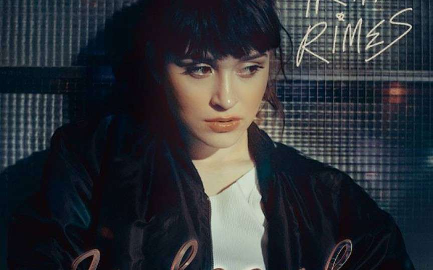 (Video) Irina Rimes continuă să ne surprindă. Artista a lansat o nouă piesă!
