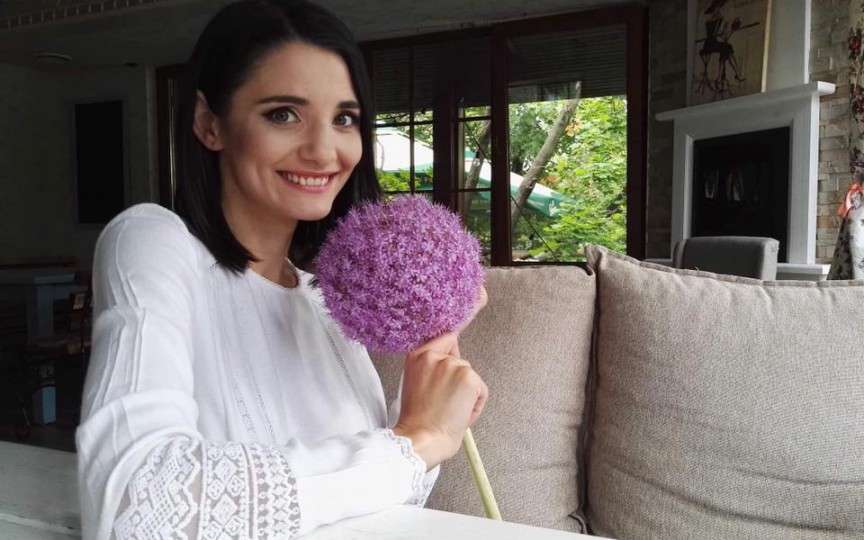 Prezentatoarei Lilu îi este dor de frumusețea naturală a femeilor