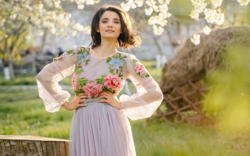 Prezentatoarea Lilu vorbește deschis despre oamenii care o bârfesc