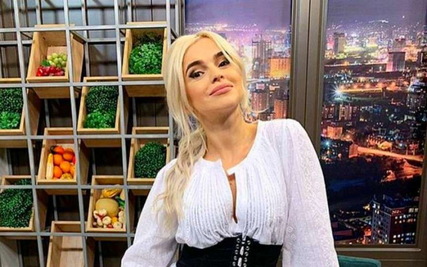 (FOTO) Prima ședință foto cu fiica Danielei Ciocanu