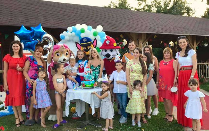 (FOTO) Mariana Mihăilă a organizat o super petrecere pentru fiul său