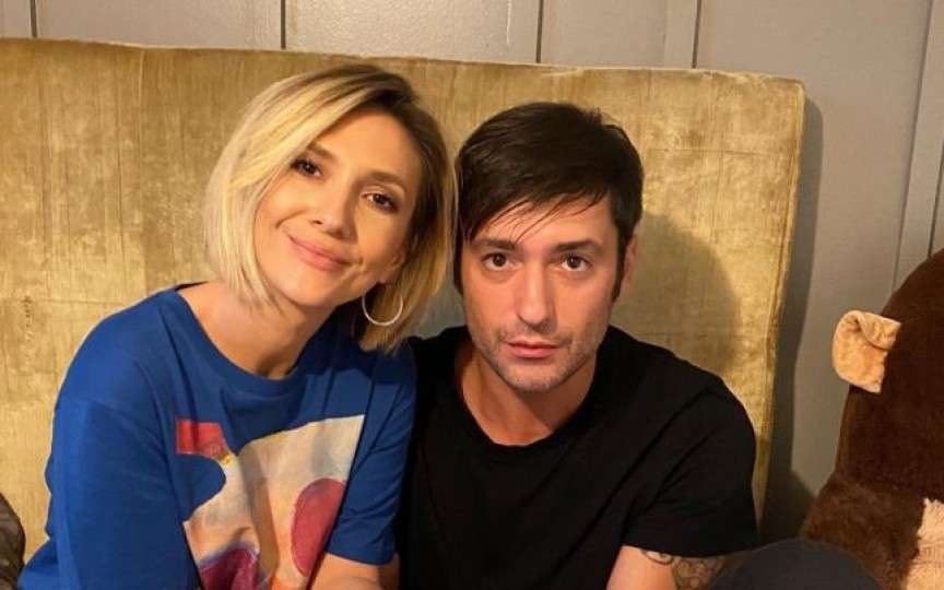 (FOTO) Ce casă frumoasă au Adela Popescu și Radu Vâlcan: Nu e o casă clasică