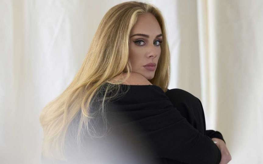 (FOTO) Cum arată Adele fără pic de machiaj pe față