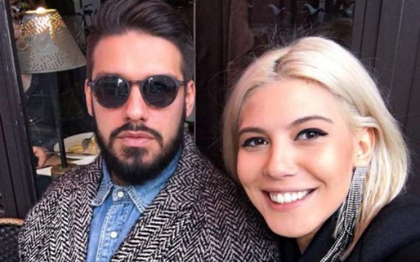 Sore s-a despărțit de tatăl fetiței sale după o relație de 8 ani