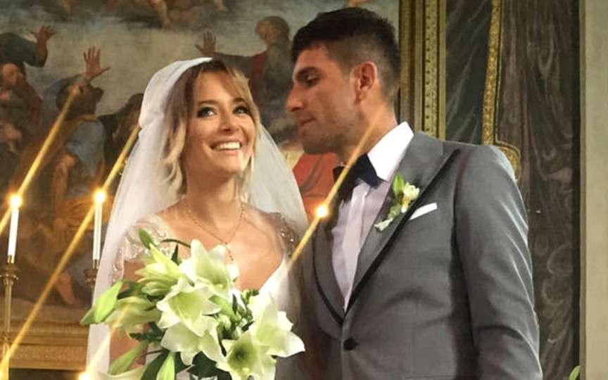 Cum se înțelege, de fapt, Laura Cosoi cu soțul ei. „Nu ne-am gândit să divorțăm, nu am ajuns nici măcar la vreo ceartă mai serioasă”