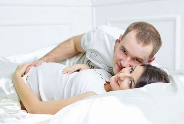 Ce simte copilul din burtică atunci când părinții lui fac dragoste?
