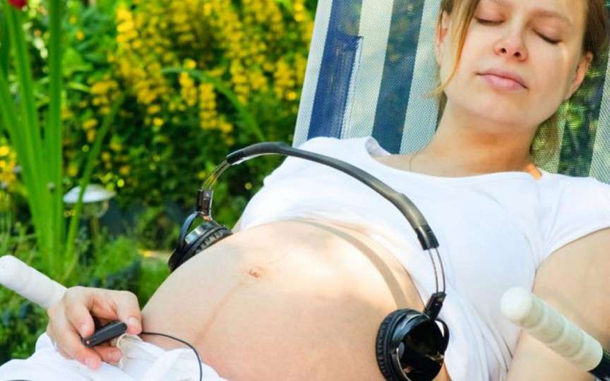 Ce simte bebe în burta mamei - o poveste adevărată