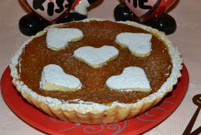 Un desert delicios pentru un mic răsfăț în doi: Tartă îndragostită cu dovleac