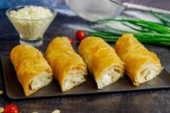 Învârtită cu brânză și ceapă verde! Cea mai delicioasă rețetă din Republica Moldova