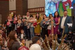 De sărbători am reușit să facem mai fericite 7 familii cu tripleți din țară