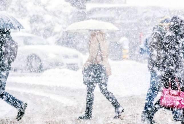 Avertizare Meteorologică: Condiții Meteo Severe în Moldova - Ninsori, Lapoviță și Ghețuș