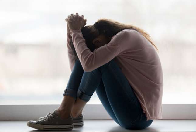 Un nou trend periculos: ruletă sexuală rusească. Adolescentă de doar 14 ani, gravidă în urma unei provocări pe Tik Tok