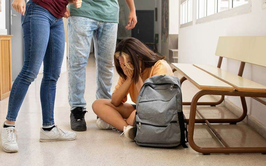Alarmant: Aproape 8.000 de cazuri de abuz și bullying asupra copiilor, raportate în Republica Moldova