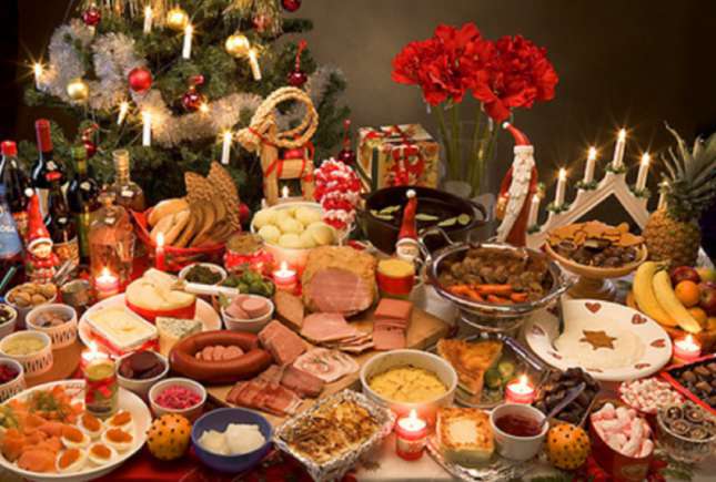 Sfaturi de urmat la mesele festive. Ce să faci pentru a preveni indigestia
