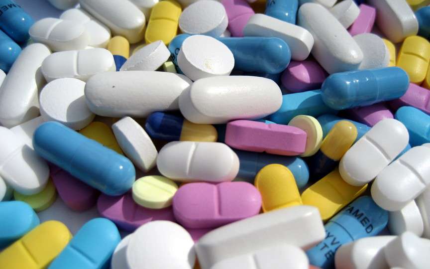 Ce trebuie să faci cu medicamentele expirate și termometrele defectate?