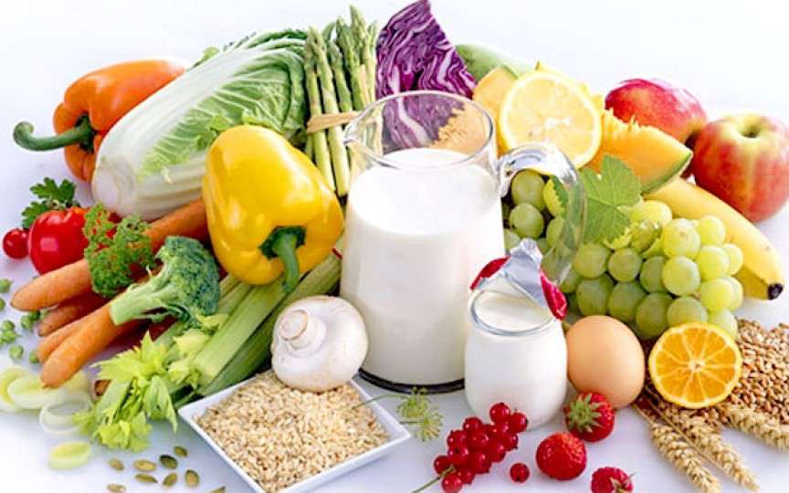Medic nutriționist: 11 alimente de care să profitați în primăvară pentru a slăbi