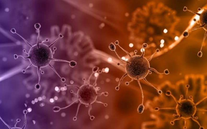 FALS despre infecția cu noul coronavirus: NU scapi de boală dacă bei apă la fiecare 15 minute