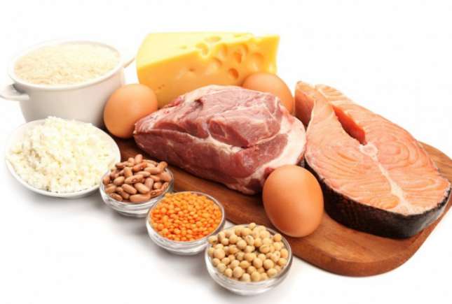 Semnele care arată un deficit de proteine în organism