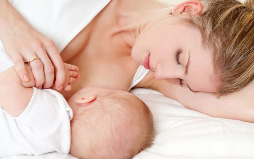 Sfaturi utile pentru ameliorarea durerilor de sâni în timpul înţărcării copilului