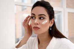 Cum să faci un peeling eficient acasă: ghid complet pentru o piele sănătoasă și strălucitoare