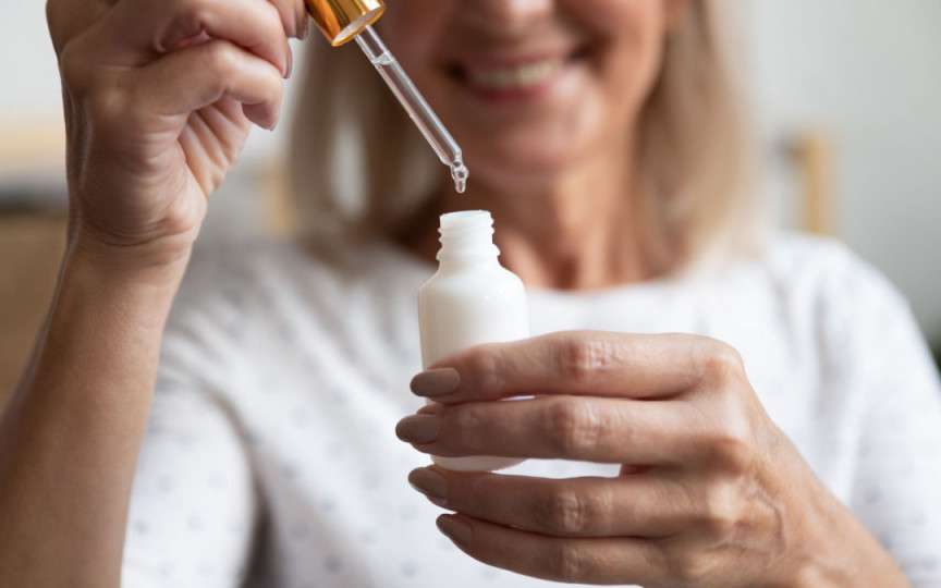 Retinolul, ingredientul minune pentru un ten tânăr și radiant