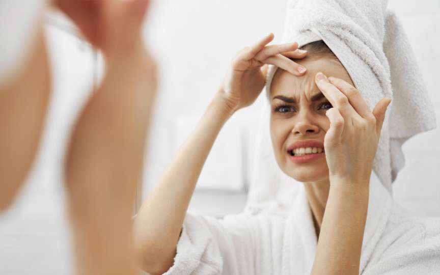 Milia (puncte albe pe față): Cauze, prevenție și tratament corect
