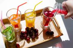 4 băuturi detox delicioase care te ajută să slăbești natural și sănătos