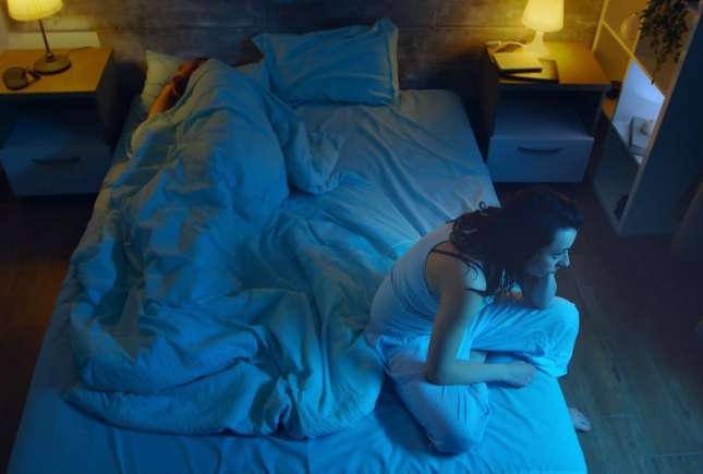 8 factori neașteptați care îți pot afecta somnul: ce spun studiile și cum să dormi mai bine