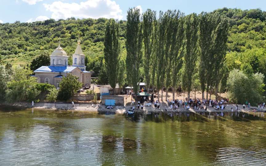 Riviera Nistrului – Marea Moldovei unde vara nu arde, ci te răsfață