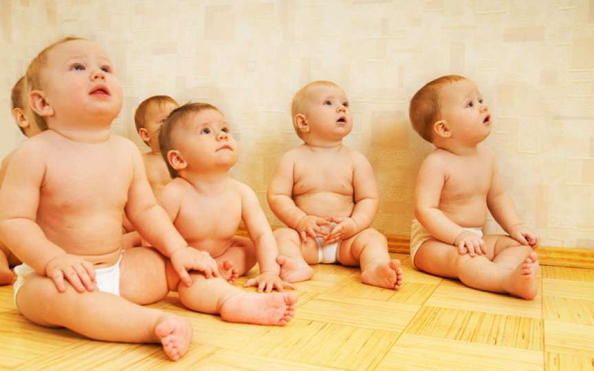 Cele mai populare 10 prenume de copii alese de părinții din Moldova în 2018