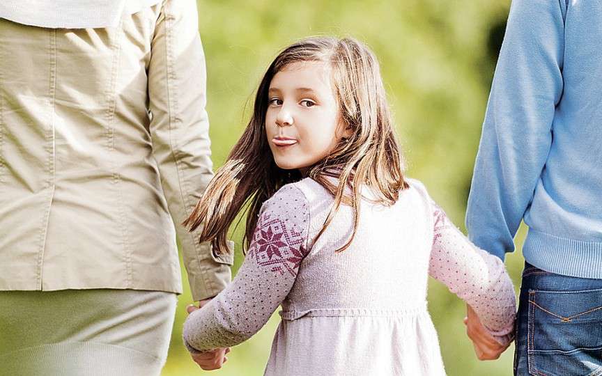 Top 4 semne care îți arată că copilul tău trebuie să socializeze mai mult