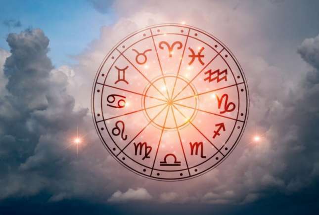 Două zodii care au noroc la bani la finalul lunii ianuarie. Primesc mărirea de salariu mult visată