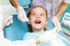 Este fluorizarea o metodă inofensivă pentru sănătatea copiilor noștri?