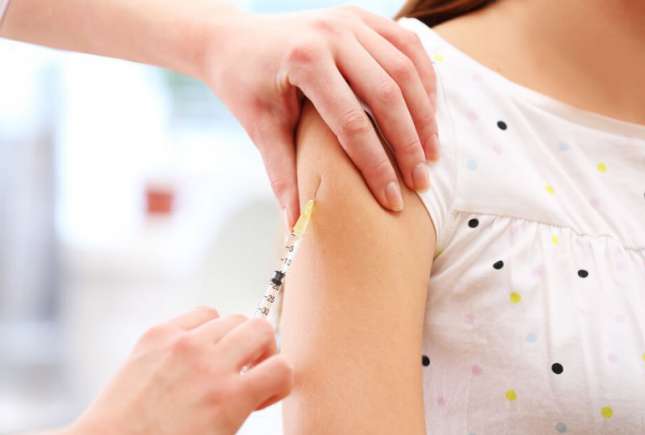 Medic despre vaccinare: Numai invenții, numai prostie, numai extremiști care produc un rău uriaș societății!