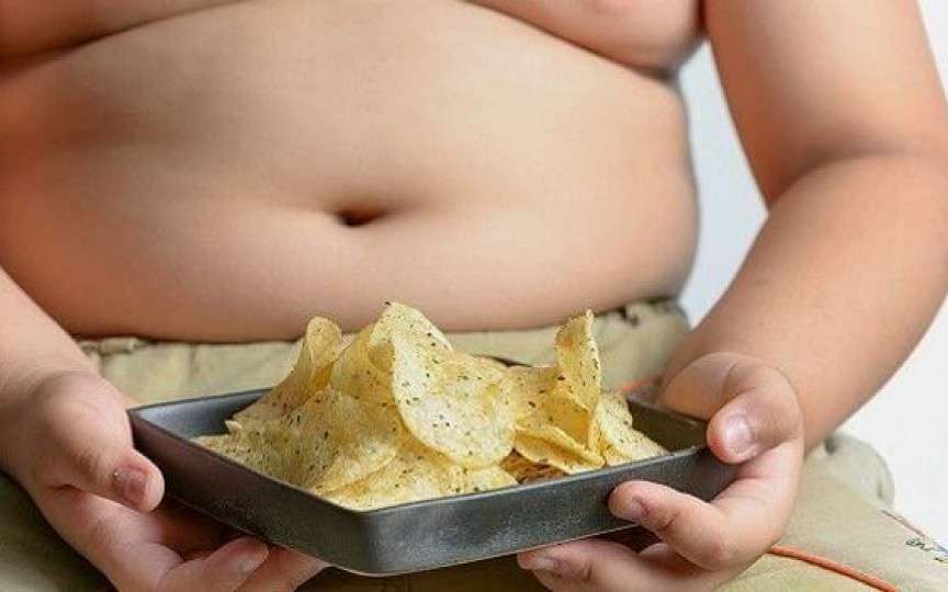 Riscurile obezității infantile: peste 50% dintre copiii supraponderali devin obezi la vârsta adultă