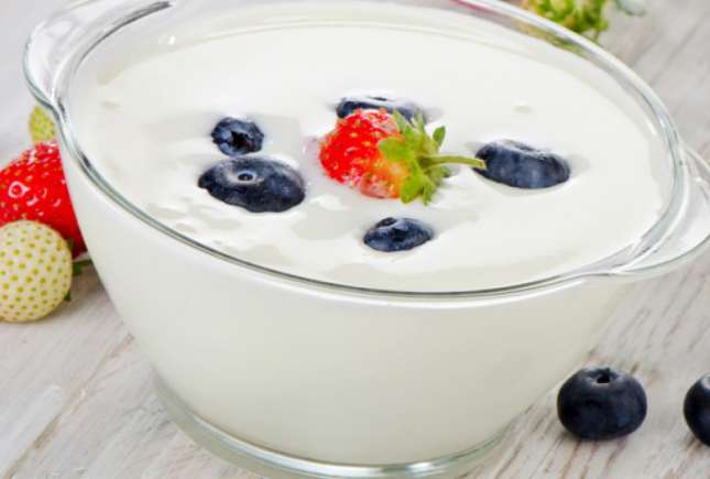Nutriționistul spune care este cel mai sănătos tip de iaurt