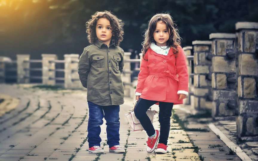 Tendințe în Moda Copiilor pentru Anul 2024: Un Amestec de Stil, Confort și Sustenabilitate