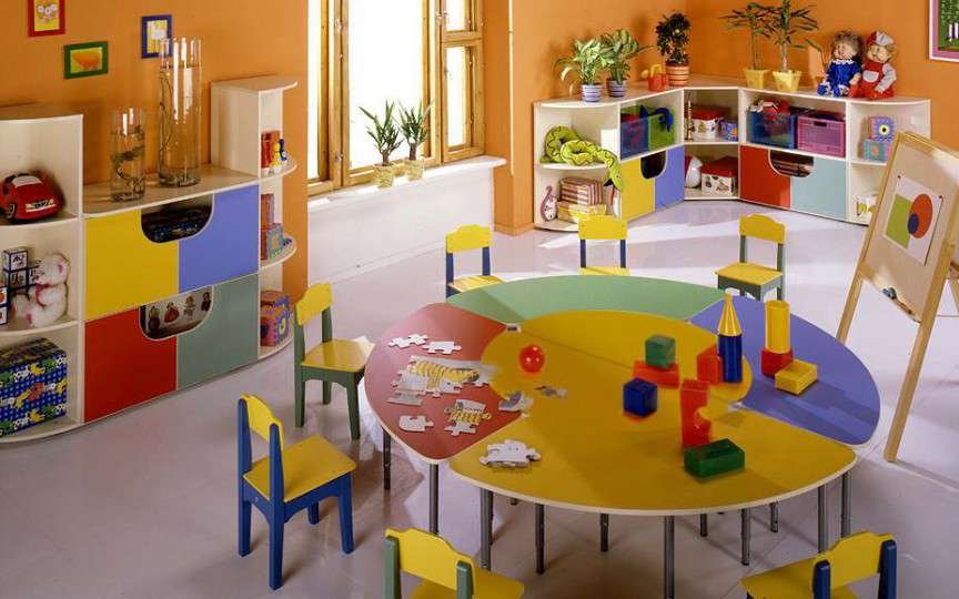Opinie referitor la vacanțele din grădinițe: Nici în restul lumii nu rămân grădinițele deschise pe timp de vară