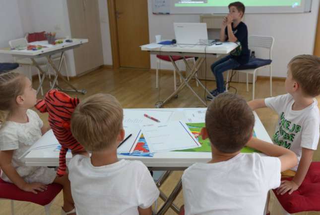 De ce nu e bine să încărcați programul copiilor cu prea multe activități?