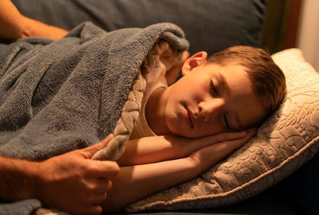 10 lucruri pe care trebuie să le știi despre somnul copiilor de 10 ani