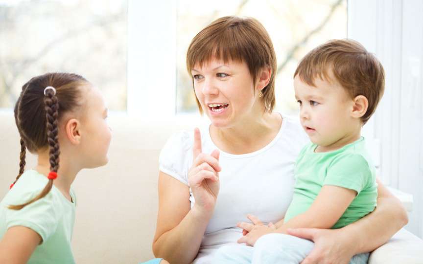 Copilul care îți răspunde înapoi sau te contrazice crește mai independent și mai bine pregătit de viață